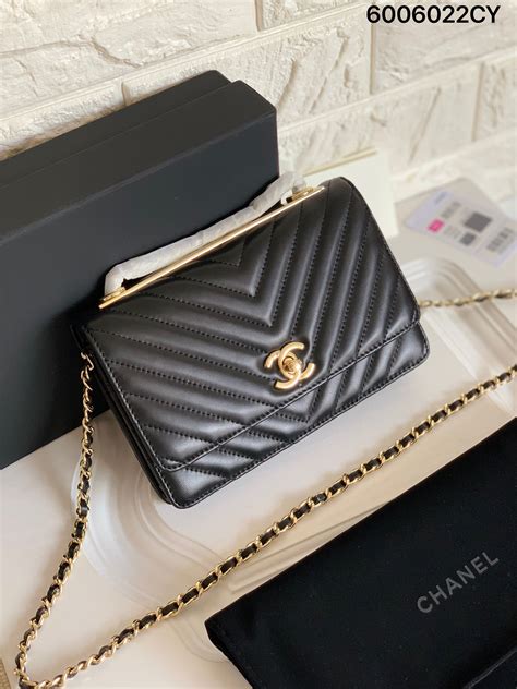 chevron chanel wallet on chain|Chanel woc on chain.